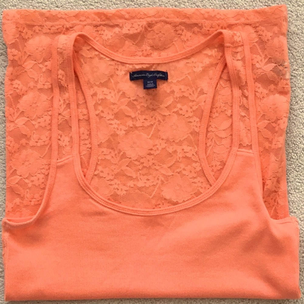 AMERICAN EAGLE tank top with lace on the back - size M